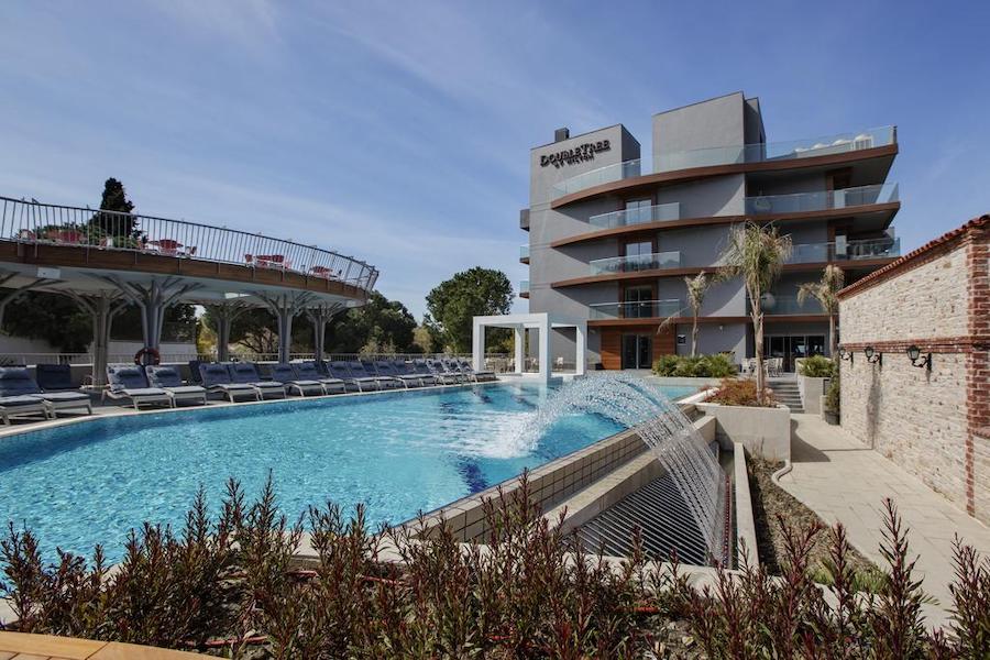 doubletree hilton kuşadası