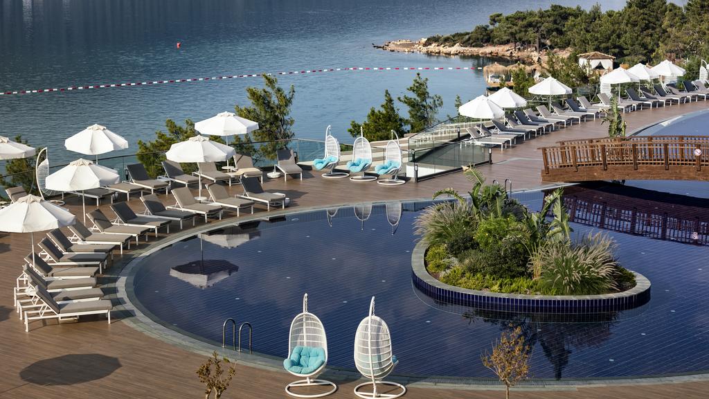 titanic deluxe bodrum