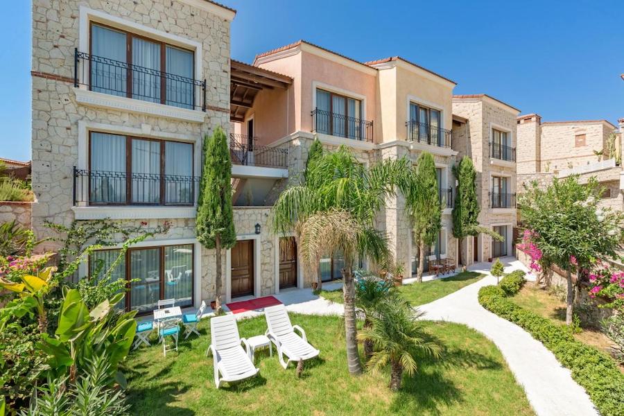 cocos the club alaçatı otel tavsiyesi