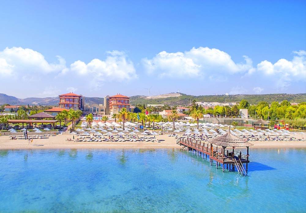 radisson blu çeşme