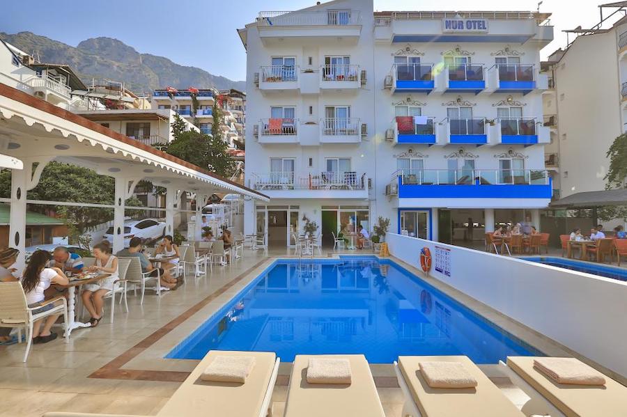 linda beach class otel