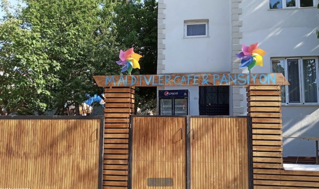 maldivler cafe pansiyon