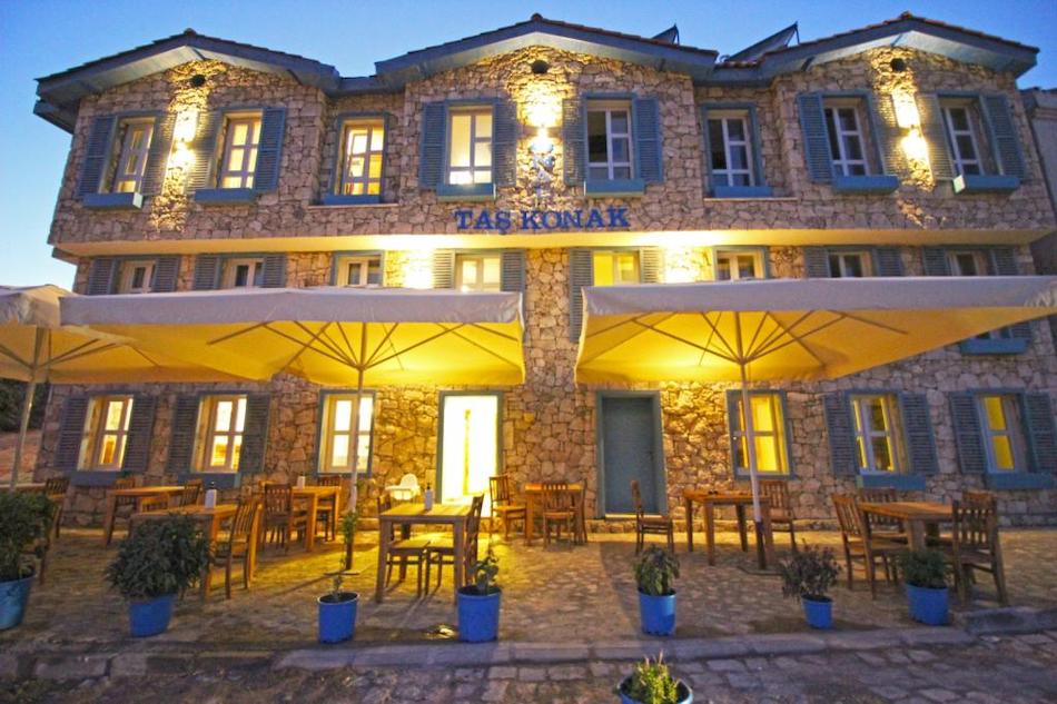 taş konak bozcaada
