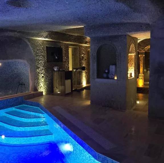 empire cave otel
