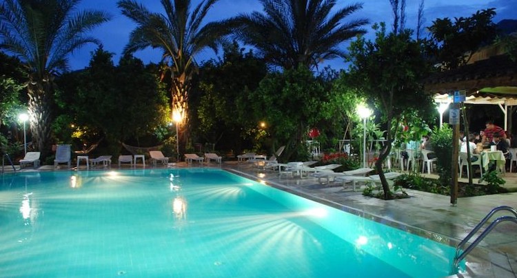 gelidonya otel adrasan