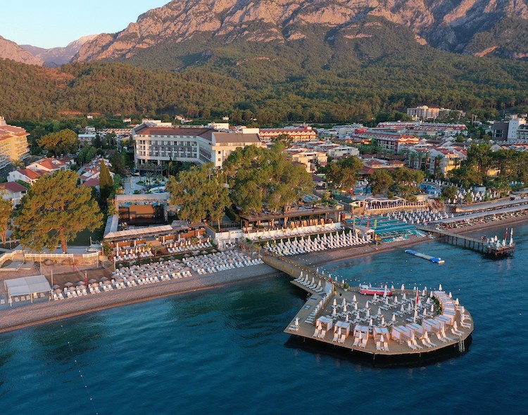 hilton kemer