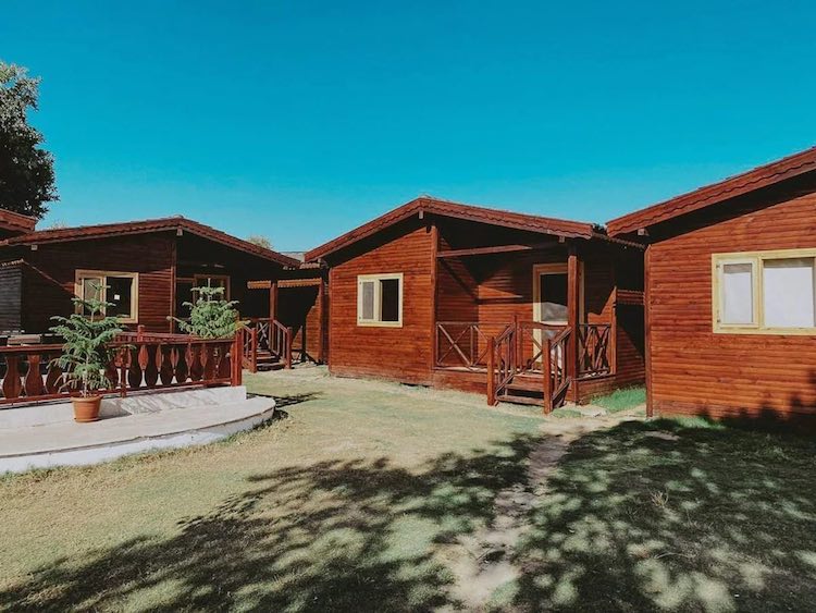 okeanos beach bungalow