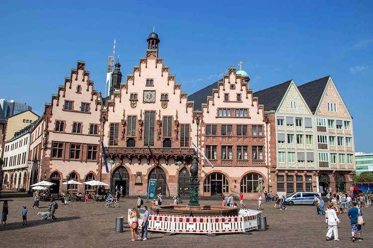 frankfurt alstadt