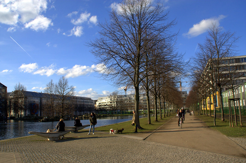 düsseldorf'ta nerede kalınır oberbilk
