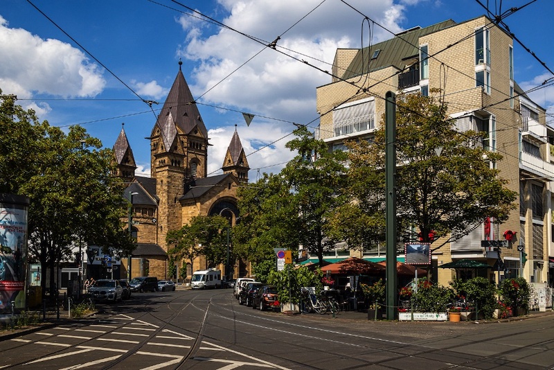 düsseldorf'ta nerede kalınır pempelfort