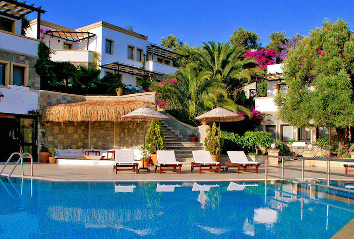 4Reason Hotel + Bistro