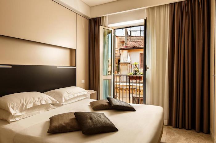 Balkonlu Roma Oteli Hotel Smeraldo