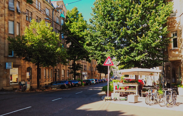 Stuttgart'ta nerede kalınır Stuttgart West