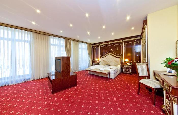 Dortmun'da nerede kalınır Unique Hotel