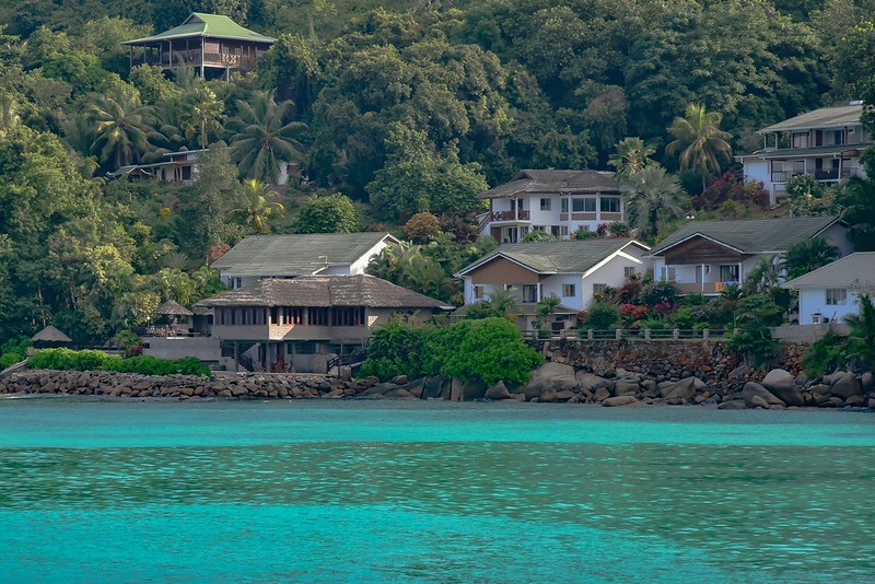 Seyşeller'de nerede kalınır Praslin