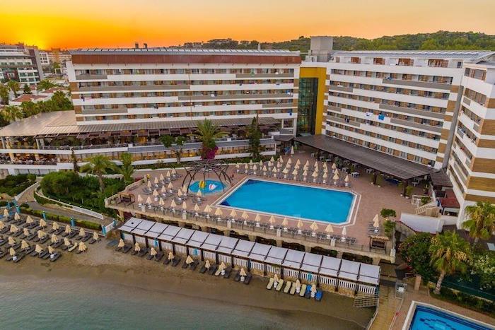 Adin Beach Hotel