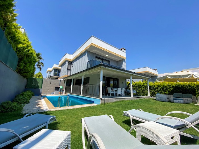 Villa Kitoko (Kuşadası, Aydın)