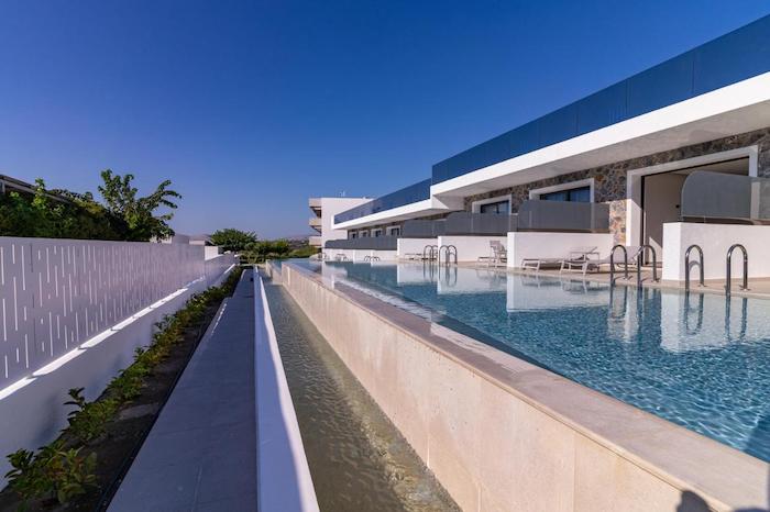 Rodos'un En İyi Ucuz Oteli: Zoes Hotel