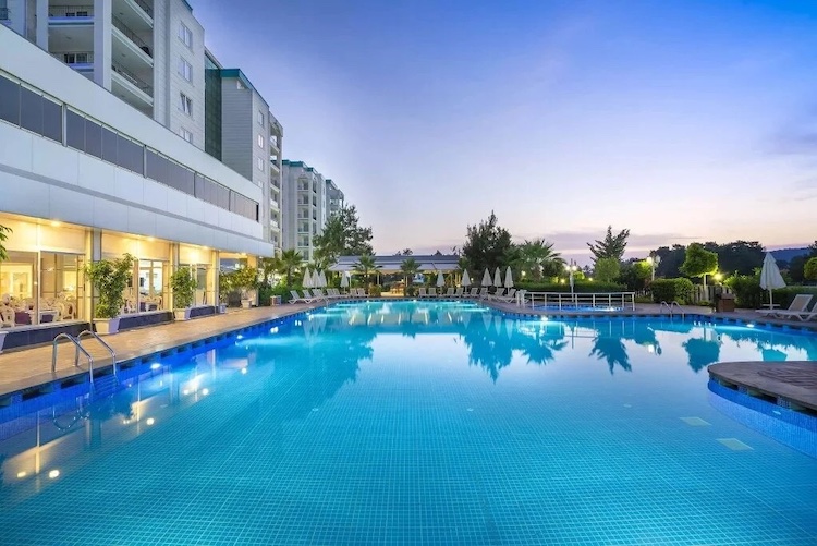 Modern Saraylar Halal Hotel SPA