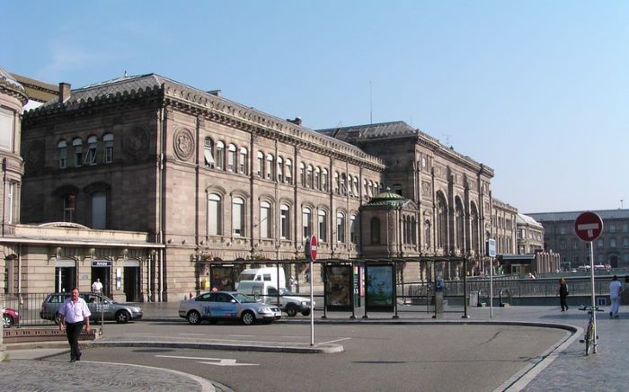 Strazburg'da nerede kalınır Tren istasyonu çevresi