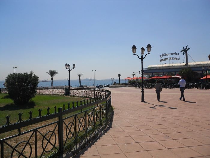 Tunus'ta nerede kalınır Les Berges du Lac