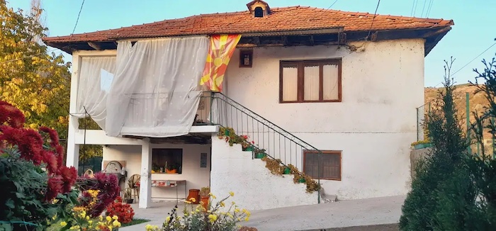 Sonja's House of Sun, Bislim Gorge, Riverview & yard