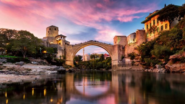 ETS Türk Hava Yolları ile Balkanlar 7 Gece 8 Gün | Şehir Turu ve Akşam Yemeği