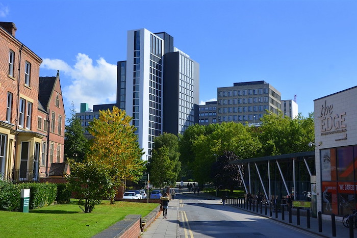 Leeds University District (Üniversite Bölgesi)