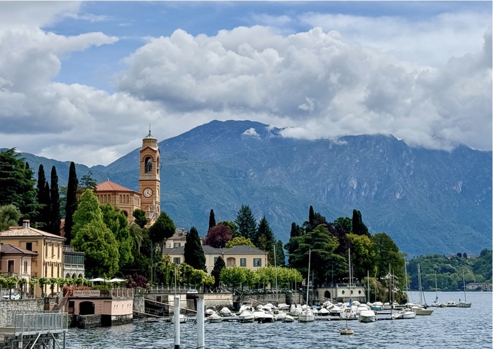 Como Gölü'nde nerede kalınır