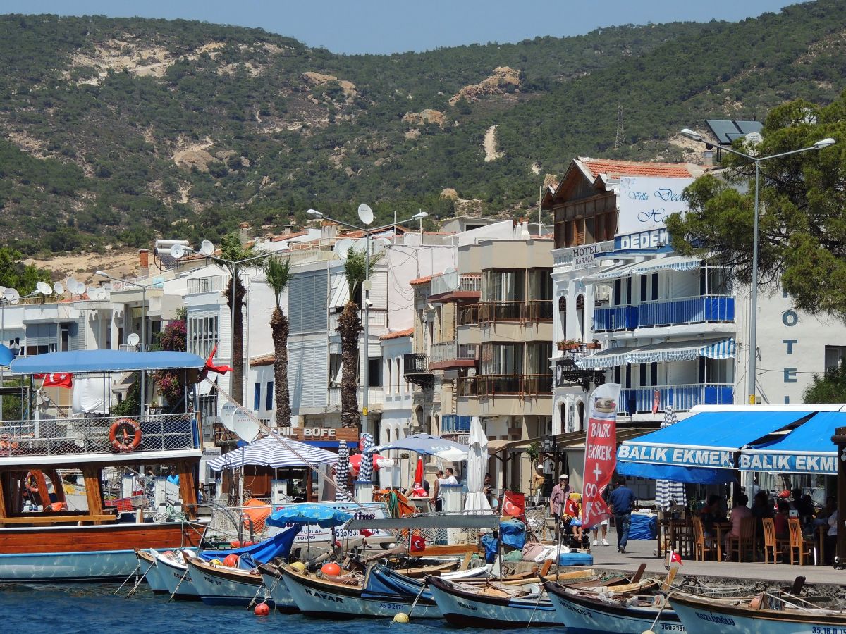 Foça'da Nerede Kalınır