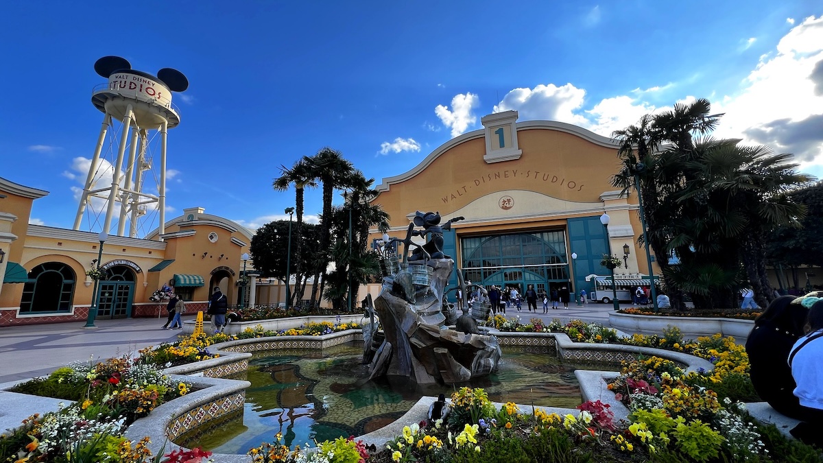 Disneyland İçin Nerede Kalınır