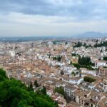 Granada'da Nerede Kalınır